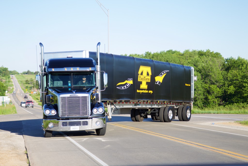 iowa transportation company, trucking in iowa